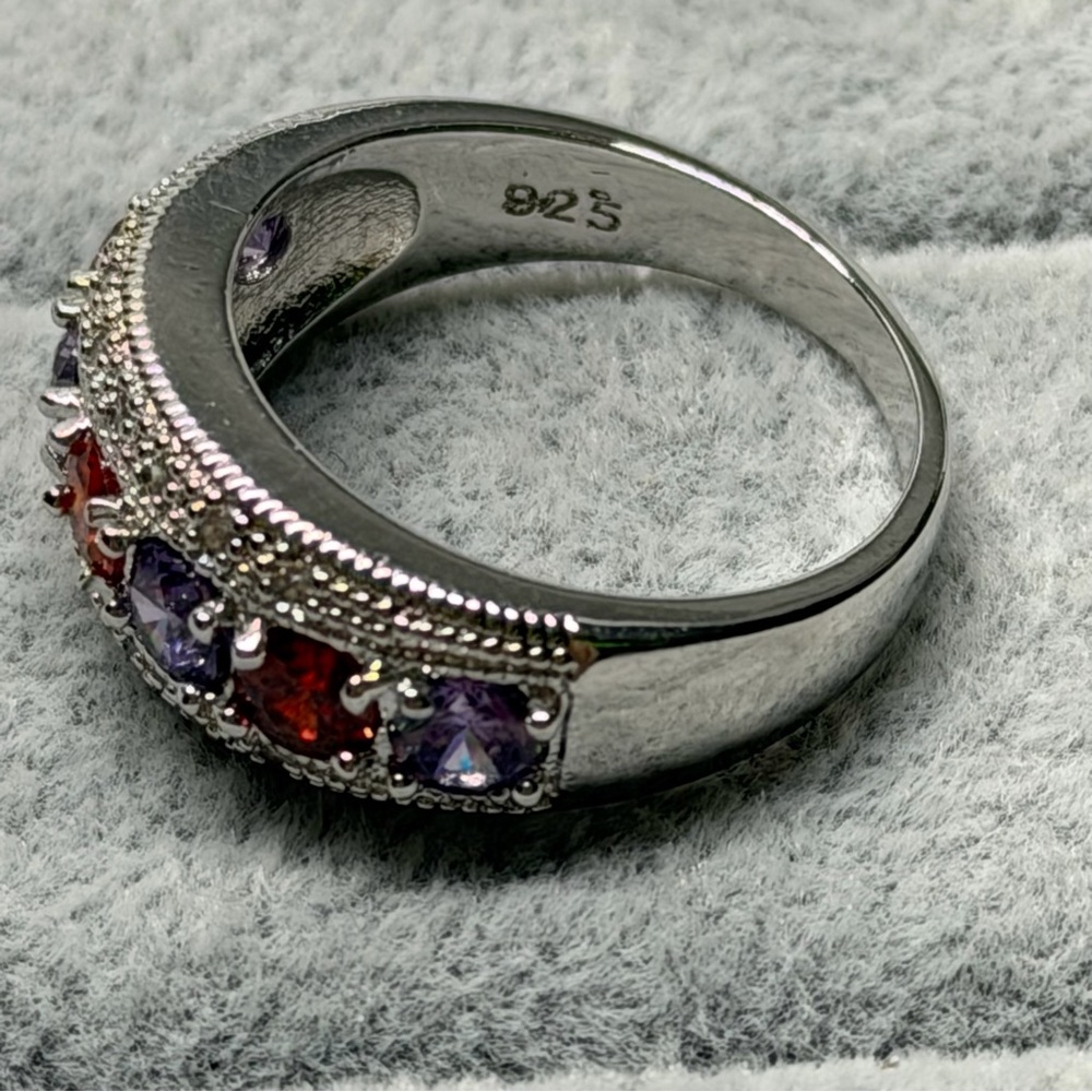 Silver Ring - Picture 9 of 10